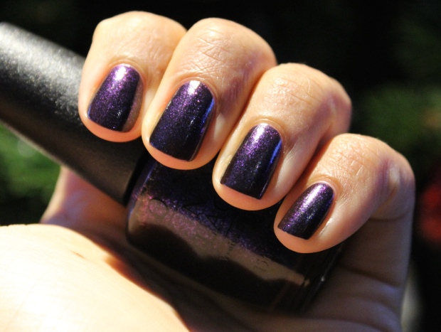 OPI Cosmo With a Twist swatch